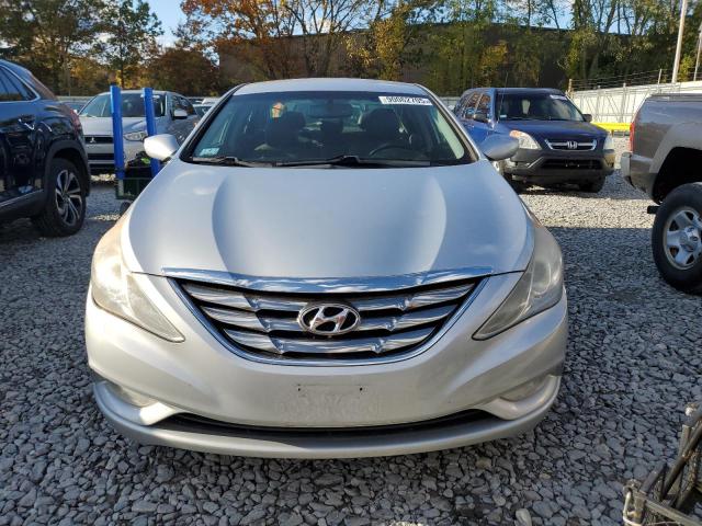 Photo 5 from auction – 2011 HYUNDAI SONATA SE with VIN 5NPEC4AB2BH315733