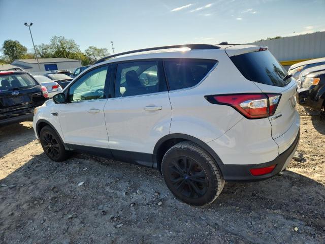 Photo 2 from auction – 2018 FORD ESCAPE SE with VIN 1FMCU9GD4JUB92950