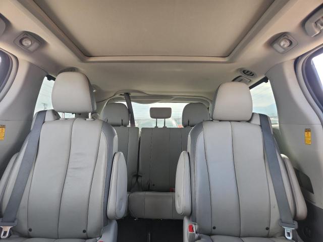 Photo 10 from auction – 2014 TOYOTA SIENNA with VIN 5TDYK3DC3ES461409