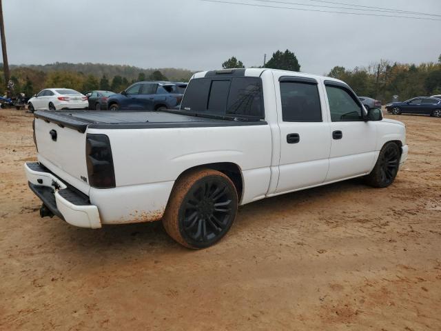 Photo 3 from auction – 2005 CHEVROLET SILVERADO with VIN 2GCEC13T651115352
