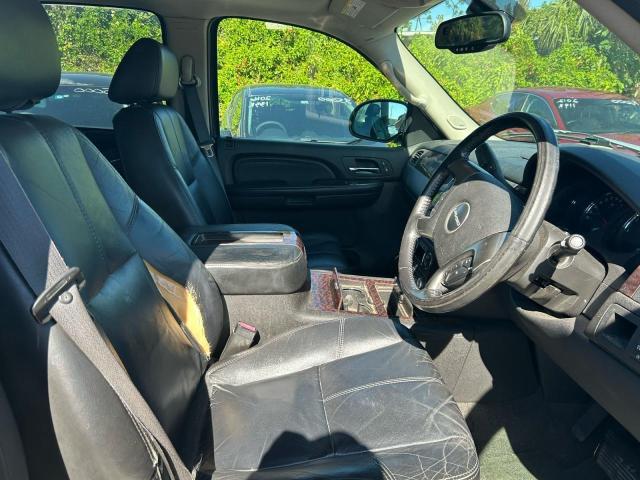 Photo 5 from auction – 2007 GMC YUKON DENA with VIN 1GKFK63837J305557