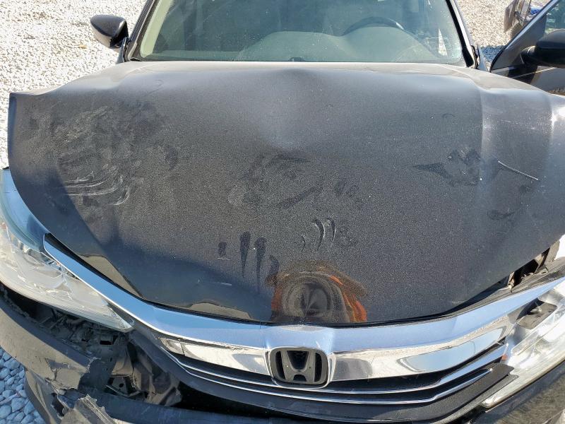 Photo 11 from auction – 2016 HONDA ACCORD with VIN 1HGCR2F3XGA090456