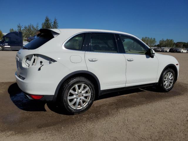 Photo 3 from auction – 2013 PORSCHE CAYENNE with VIN WP1AA2A22DLA00985