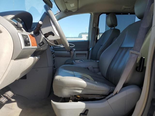 Photo 7 from auction – 2008 CHRYSLER TOWN & COU with VIN 2A8HR54P08R763448