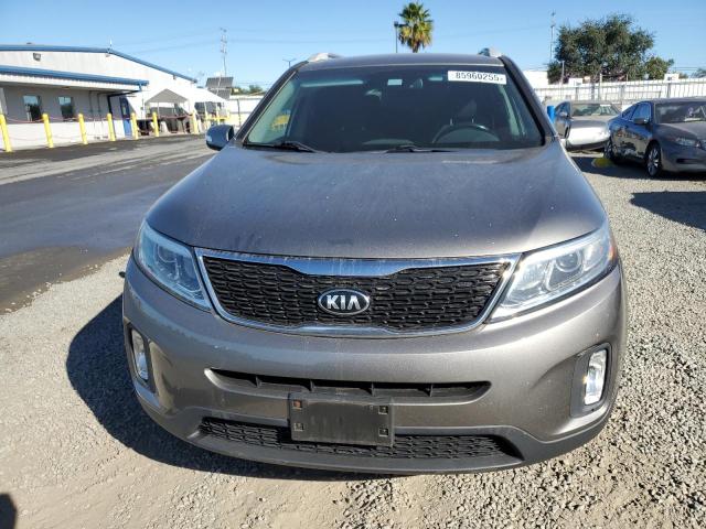 Photo 5 from auction – 2015 KIA SORENTO LX with VIN 5XYKT4A64FG627779