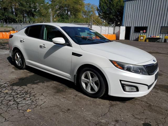 Photo 4 from auction – 2015 KIA OPTIMA LX with VIN 5XXGM4A77FG422635