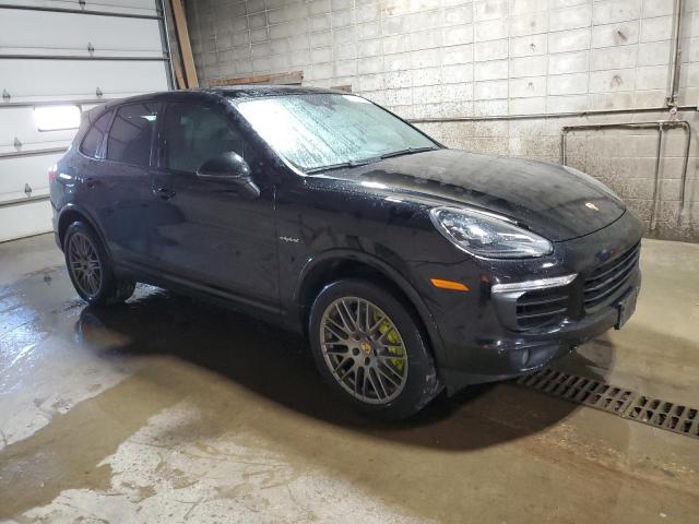 Photo 4 from auction – 2017 PORSCHE CAYENNE SE with VIN WP1AE2A29HLA73779