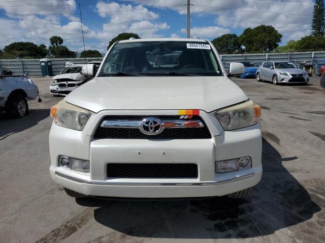 Photo 5 from auction – 2011 TOYOTA 4RUNNER SR with VIN JTEBU5JRXB5065513