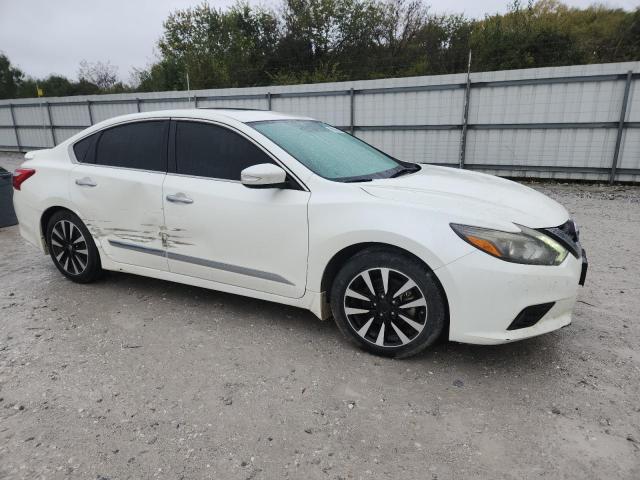Photo 4 from auction – 2017 NISSAN ALTIMA 2.5 with VIN 1N4AL3AP0HC493994