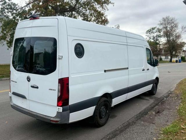 Photo 4 from auction – 2022 MERZ SPRINTER 2500 with VIN W1W4DCHY7NT095409