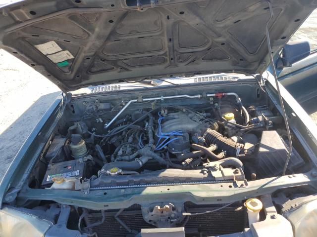 Photo 11 from auction – 2002 NISSAN FRONTIER C with VIN 1N6ED29XX2C318082