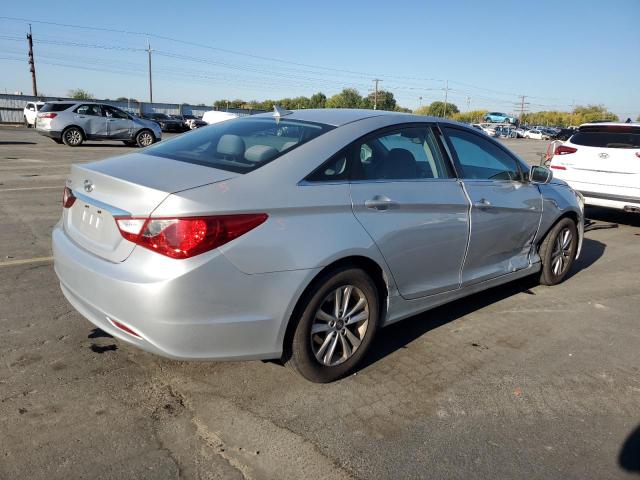 Photo 3 from auction – 2011 HYUNDAI SONATA GLS with VIN 5NPEB4AC6BH247464