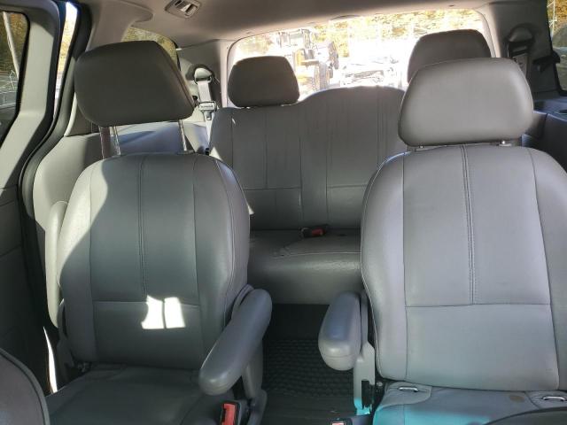 Photo 10 from auction – 2003 FORD WINDSTAR S with VIN 2FMDA534X3BB34426