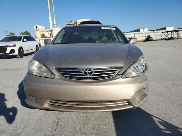 Photo 5 from auction – 2005 TOYOTA CAMRY LE with VIN 4T1BE32KX5U102041