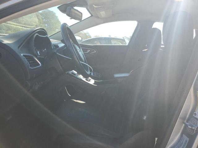 Photo 7 from auction – 2015 CHRYSLER 200 LIMITE with VIN 1C3CCCABXFN659676
