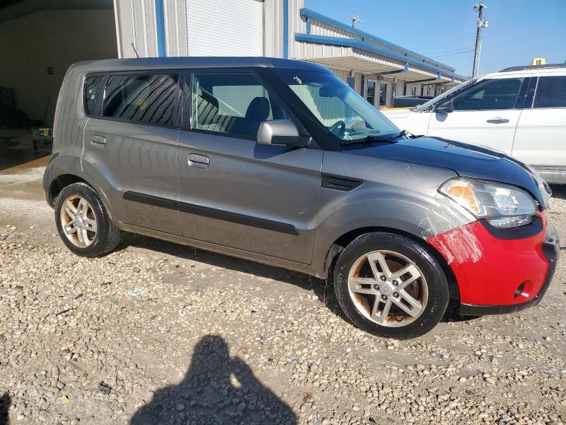 Photo 4 from auction – 2010 KIA SOUL + with VIN KNDJT2A28A7039290