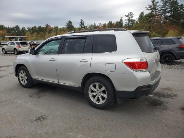 Photo 2 from auction – 2011 TOYOTA HIGHLANDER with VIN 5TDBK3EH2BS087418