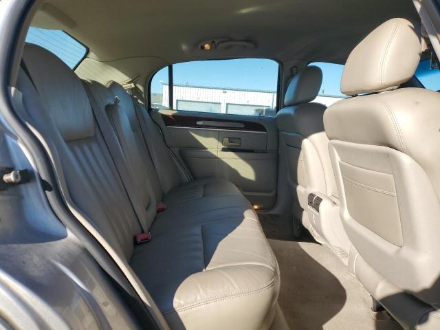 Photo 10 from auction – 2004 LINCOLN TOWN CAR E with VIN 1LNHM81W34Y652204