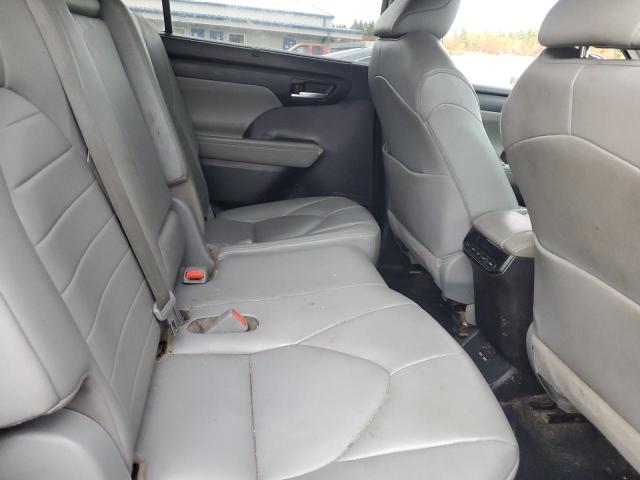 Photo 11 from auction – 2021 TOYOTA HIGHLANDER with VIN 5TDGZRBH7MS094893
