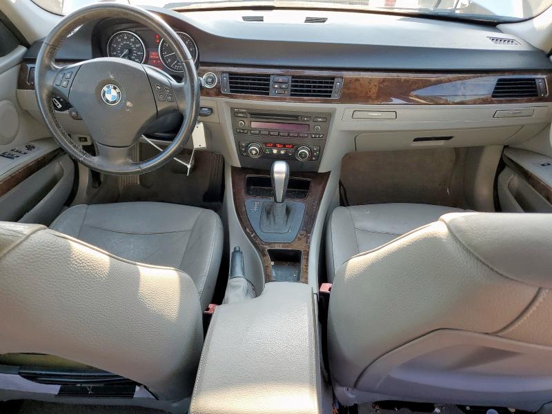 Photo 8 from auction – 2010 BMW 328 I with VIN WBAPH7G51ANM52106