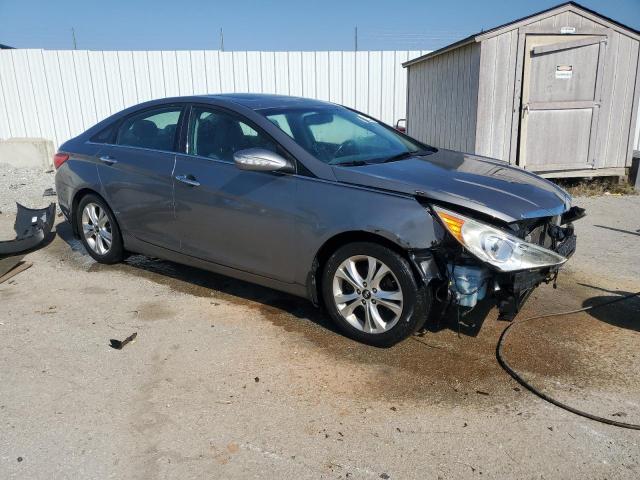 Photo 4 from auction – 2013 HYUNDAI SONATA SE with VIN 5NPEC4AC5DH568895