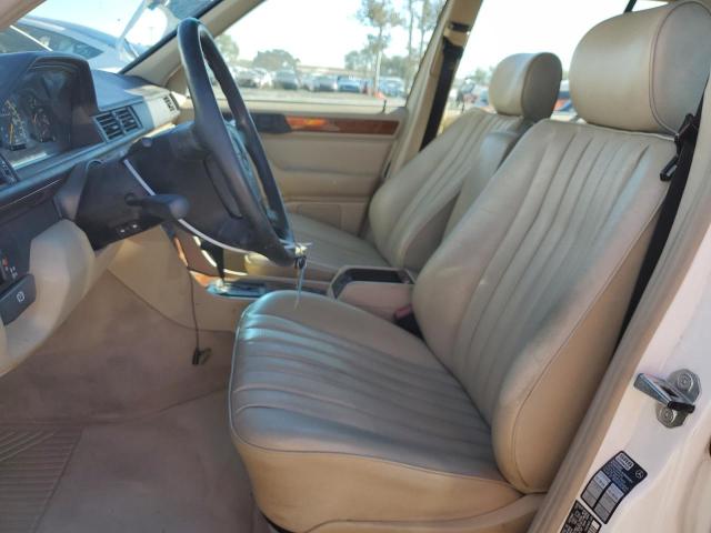 Photo 7 from auction – 1995 MERCEDES-BENZ E320 with VIN WDBEA92E0SF342577