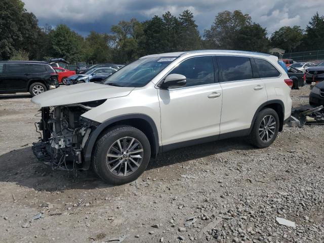Photo 1 from auction – 2019 TOYOTA HIGHLANDER with VIN 5TDJZRFH3KS564222