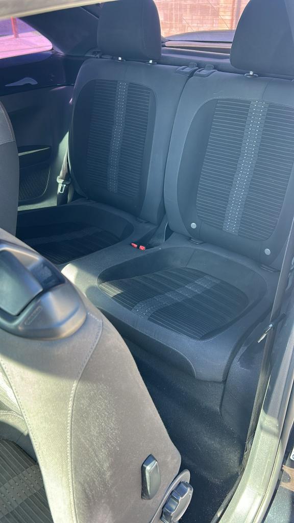Photo 6 from auction – 2012 VOLKSWAGEN BEETLE TUR with VIN 3VWVA7AT3CM618447