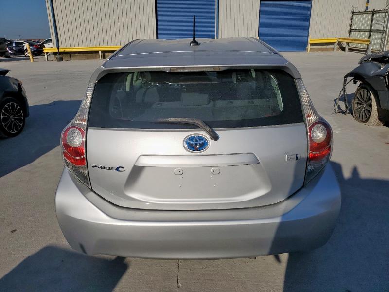Photo 6 from auction – 2012 TOYOTA PRIUS C with VIN JTDKDTB33C1501050