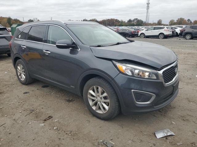 Photo 4 from auction – 2016 KIA SORENTO LX with VIN 5XYPGDA31GG083923