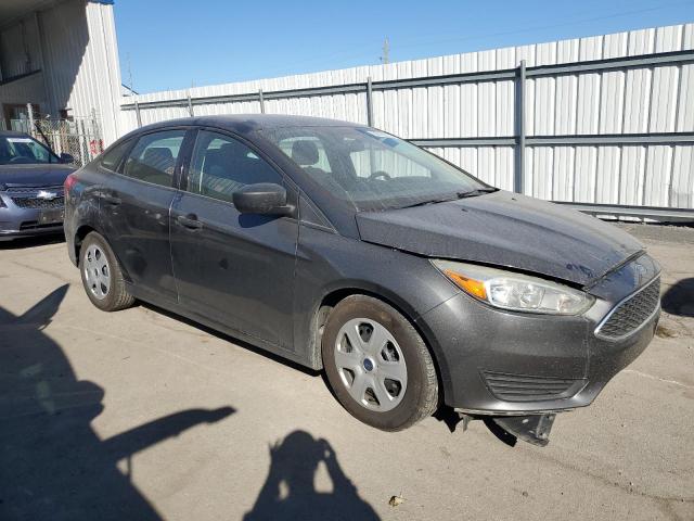 Photo 4 from auction – 2016 FORD FOCUS S with VIN 1FADP3E20GL354804