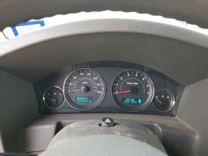 Photo 9 from auction – 2006 JEEP COMMANDER with VIN 1J8HH48K96C100560