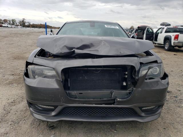 Photo 5 from auction – 2019 CHRYSLER 300 S with VIN 2C3CCABG0KH740820