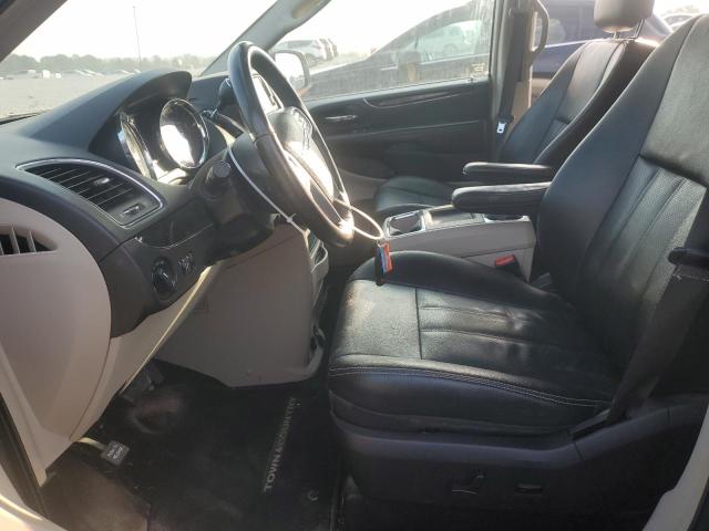 Photo 7 from auction – 2015 CHRYSLER TOWN & COU with VIN 2C4RC1CG0FR655948