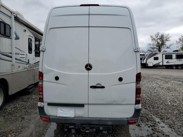 Photo 6 from auction – 2016 MERCEDES-BENZ SPRINTER 2 with VIN WD3PE8DD9GP174527