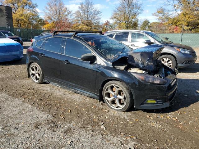 Photo 4 from auction – 2017 FORD FOCUS ST with VIN 1FADP3L90HL306463