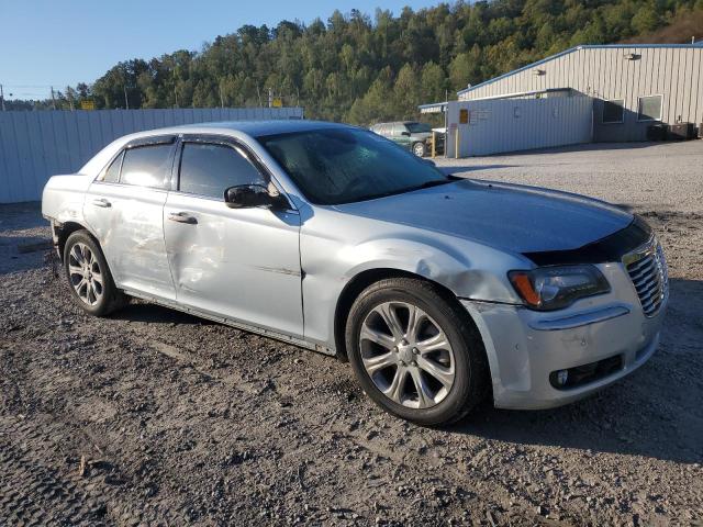 Photo 4 from auction – 2013 CHRYSLER 300 S with VIN 2C3CCAGG7DH590295