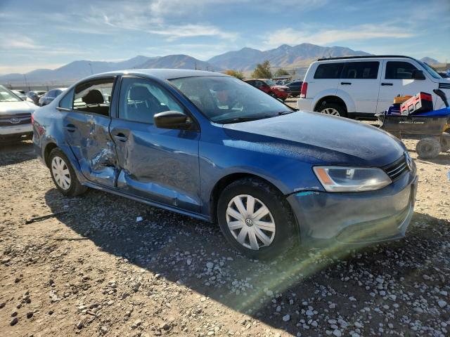 Photo 4 from auction – 2015 VOLKSWAGEN JETTA BASE with VIN 3VW2K7AJ7FM331213