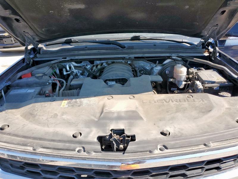 Photo 12 from auction – 2018 CHEVROLET SUBURBAN C with VIN 1GNSCHKC3JR361300
