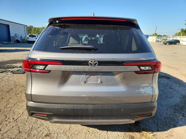 Photo 6 from auction – 2025 TOYOTA GRAND HIGH with VIN 5TDAAAA53SS035472