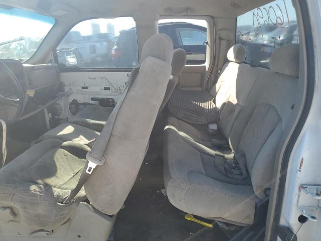 Photo 10 from auction – 2001 CHEVROLET SILVERADO C1500 with VIN 2GCEC19W611292849