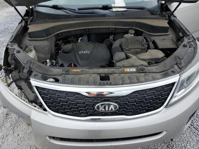 Photo 12 from auction – 2015 KIA SORENTO LX with VIN 5XYKT3A64FG619031