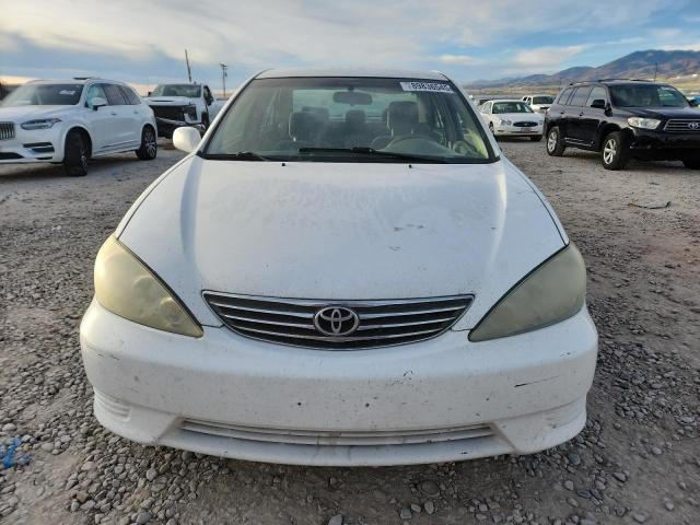 Photo 5 from auction – 2005 TOYOTA CAMRY LE with VIN 4T1BE30K05U403890