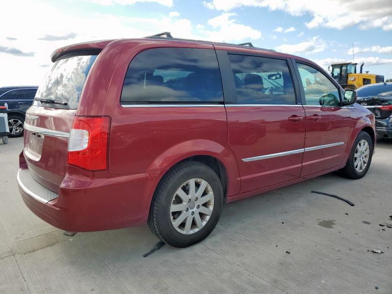 Photo 3 from auction – 2014 CHRYSLER TOWN & COU with VIN 2C4RC1BG4ER270893