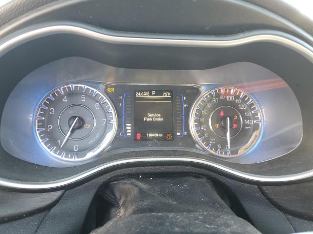 Photo 9 from auction – 2015 CHRYSLER 200 LIMITE with VIN 1C3CCCAB0FN649948