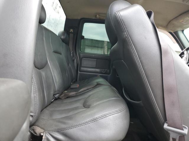 Photo 10 from auction – 2005 CHEVROLET SILVERADO with VIN 1GCEC19VX5Z326585