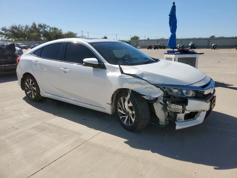 Photo 4 from auction – 2018 HONDA CIVIC EX with VIN 19XFC2F71JE014080