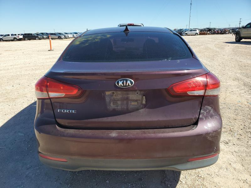 Photo 6 from auction – 2018 KIA FORTE LX with VIN 3KPFK4A75JE260376