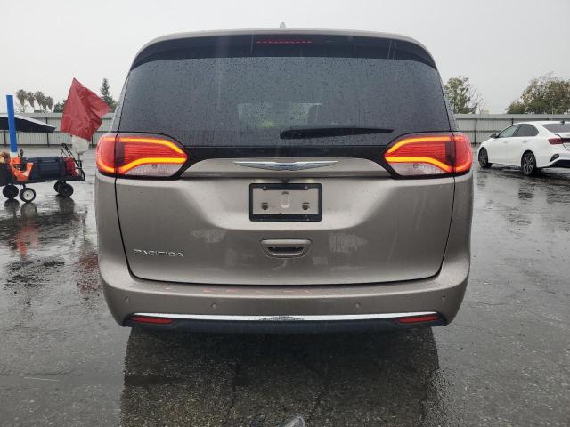 Photo 6 from auction – 2017 CHRYSLER PACIFICA T with VIN 2C4RC1EG8HR811833