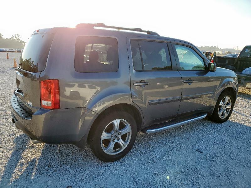 Photo 3 from auction – 2015 HONDA PILOT EXL with VIN 5FNYF3H57FB002650
